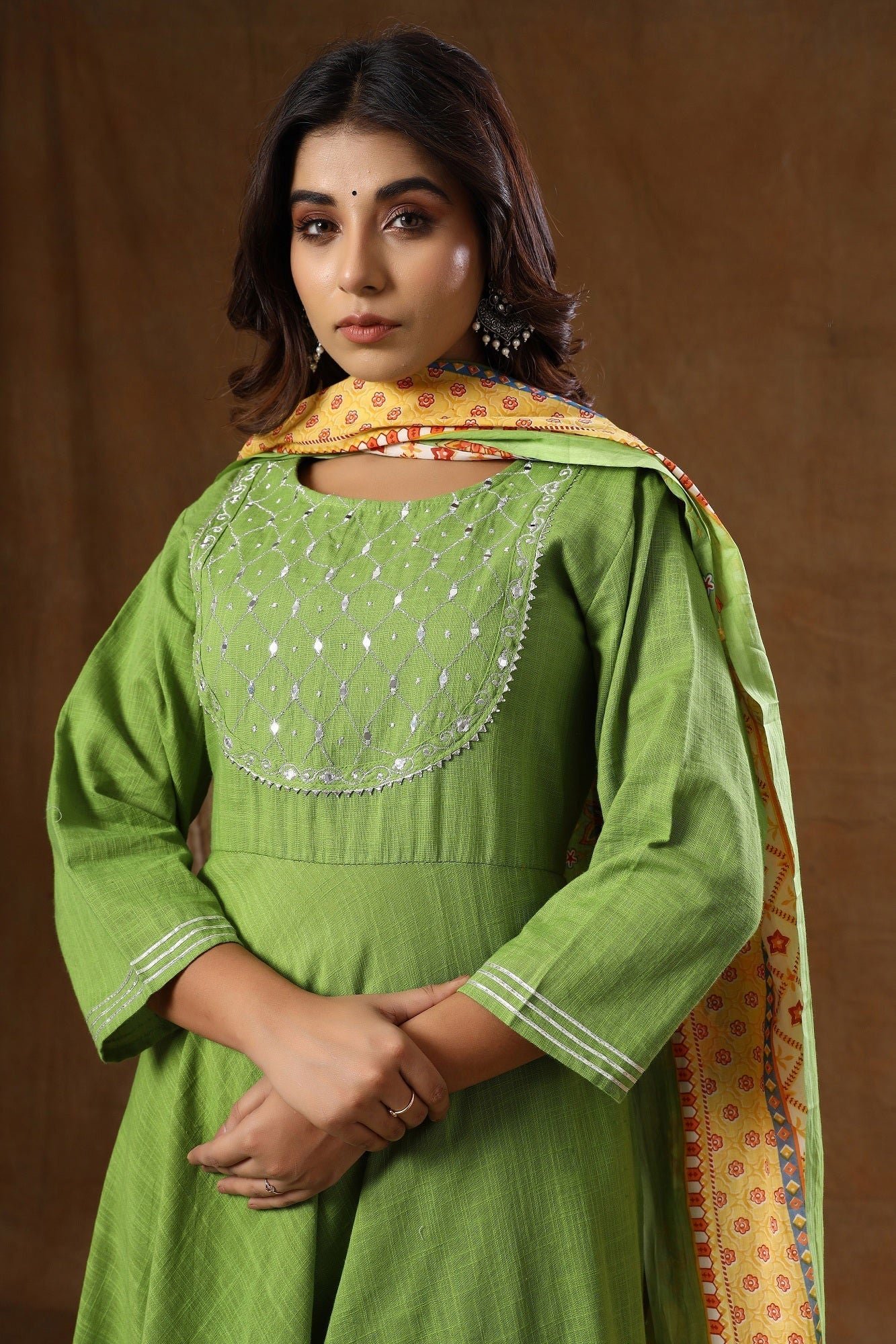 Emerald_Elegance_A_Stylish_Green_Suit_Set_for_the_Fashion_Forward_pack_of_3_-_Kaajh_-_tag4_-1721472