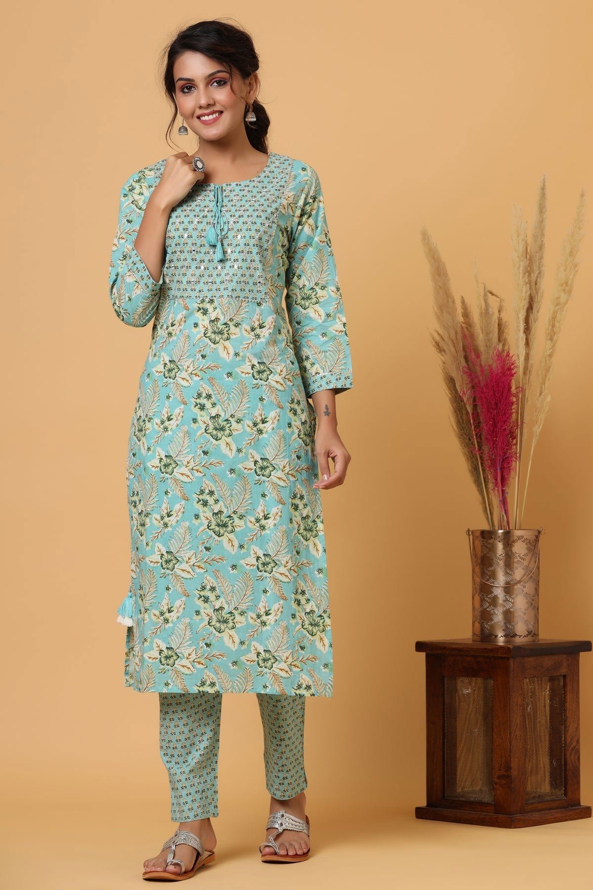 Green_Floral_Printed_Cotton_Suit_Set_pack_of_3_-_Kaajh_-_tag4_-1721973