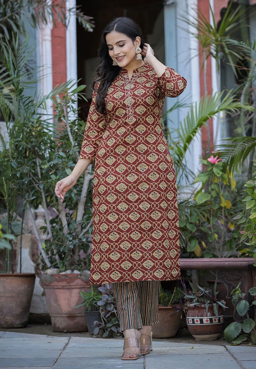 Maroon_Printed_Cotton_Kurta_Pant_Set_With_Dupatta_pack_of_3_-_Kaajh_-_tag4_-1723796