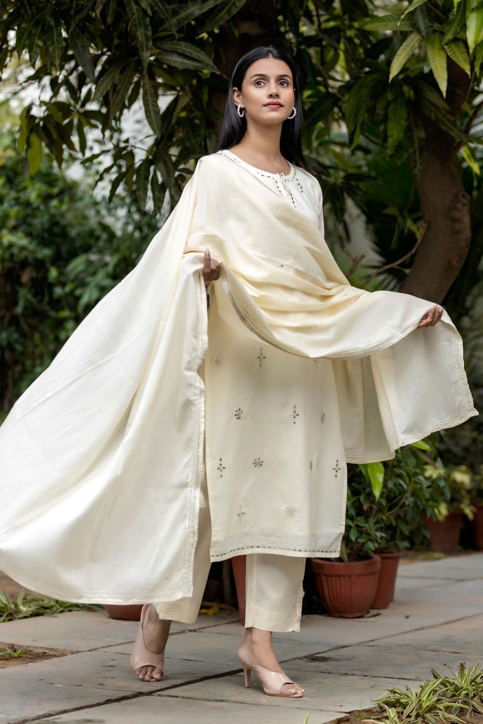 Off_White_Mirror_Embellished_Cotton_Suit_Set_pack_of_3_-_Kaajh_-_tag4_-1724709