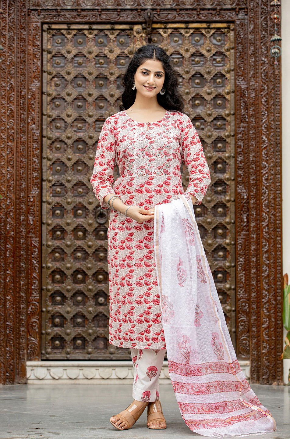 Pink_Handblock_Print_Cotton_Kurta_Pant_Set_With_Dupatta_pack_of_3_-_Kaajh_-_tag4_-1726311