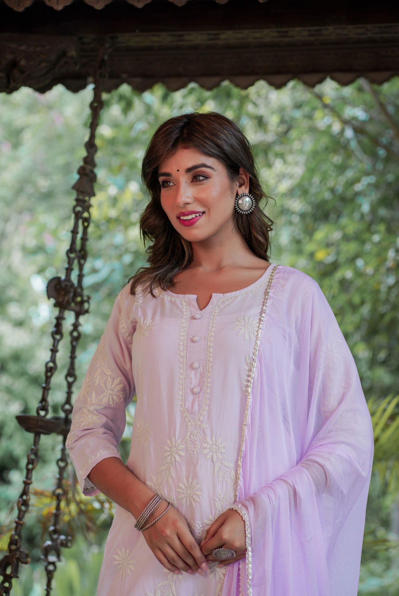 Purple_Lucknow_Chikankari_Suit_Set_-_Kaajh_-_tag4_-1726849