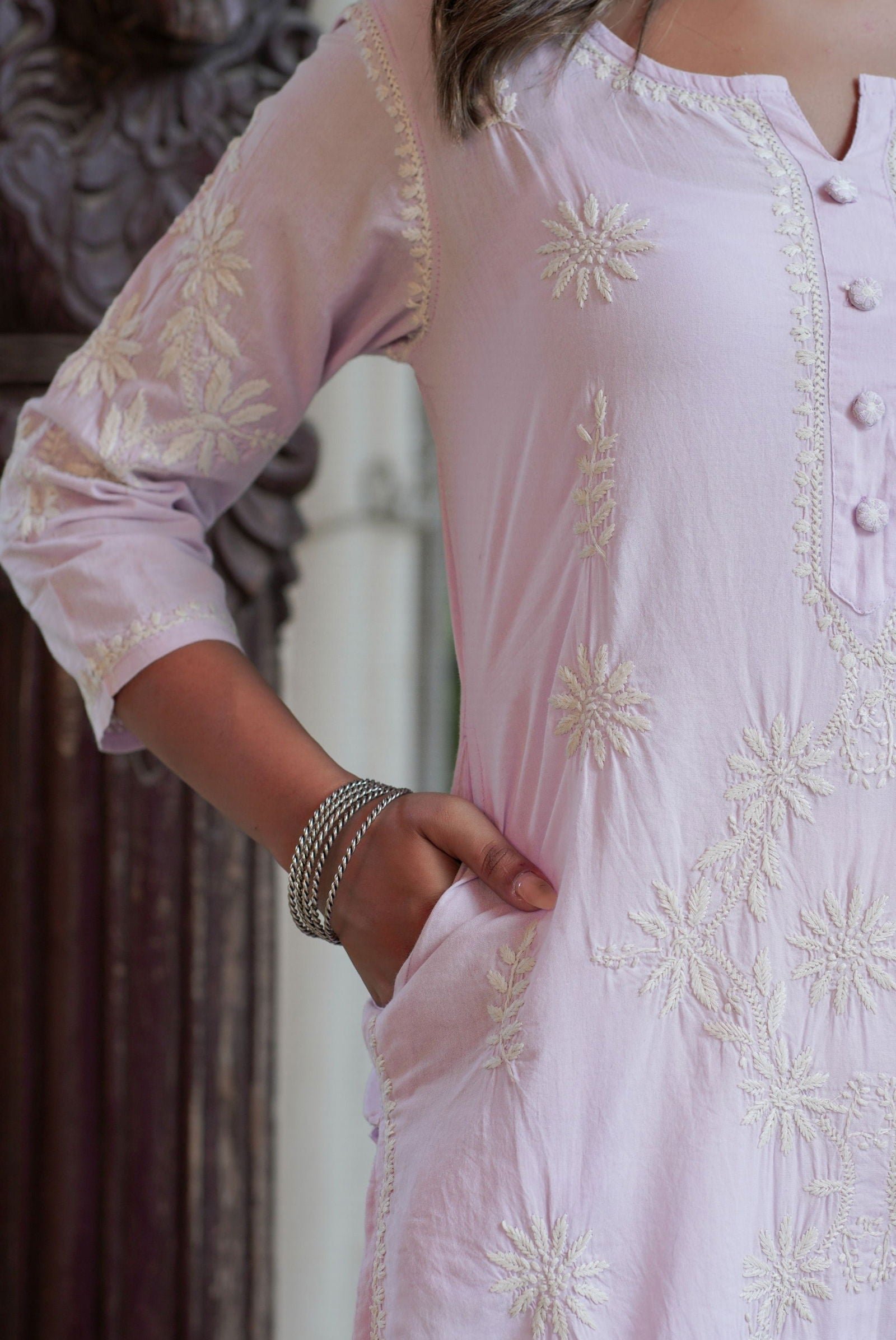 Purple_Lucknow_Chikankari_Suit_Set_-_Kaajh_-_tag4_-1726855