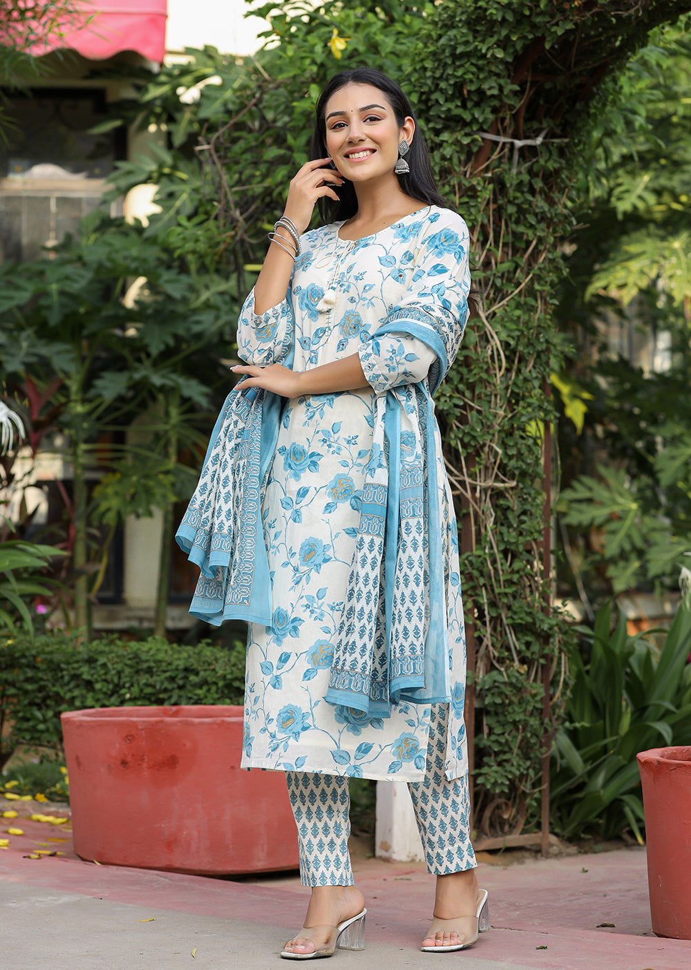 Sky_Blue_Floral_Print_Cotton_Kurta_Pant_Set_With_Dupatta_Set_of_3_-_Kaajh_-_tag4_-1728563