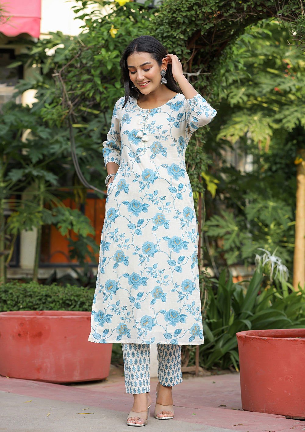 Sky_Blue_Floral_Print_Cotton_Kurta_Pant_Set_With_Dupatta_Set_of_3_-_Kaajh_-_tag4_-1728579